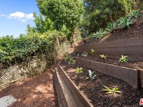8506 Oak Court, Los Angeles CA 90046