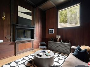 8506 Oak Court, Los Angeles CA 90046