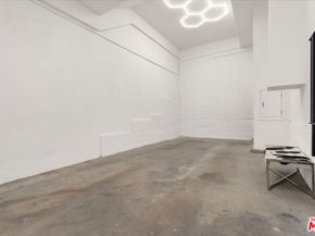 8506 Oak Court, Los Angeles CA 90046