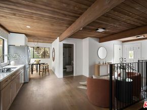 8506 Oak Court, Los Angeles CA 90046