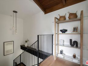 8506 Oak Court, Los Angeles CA 90046