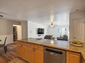 425 Autumn Drive 21, San Marcos CA 92069
