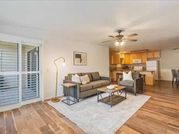 425 Autumn Drive 21, San Marcos CA 92069