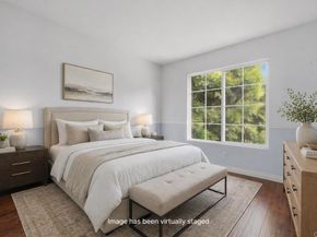 2914 Pearl Place, Carlsbad CA 92009
