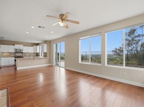 2914 Pearl Place, Carlsbad CA 92009