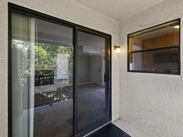 10337 Azuaga Street 218, San Diego CA 92129