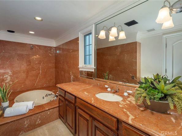 339 Via Lido Soud, Newport Beach CA 92663