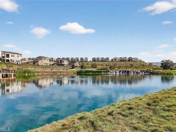 382 Moonflower, Rancho Mission Viejo CA 92694