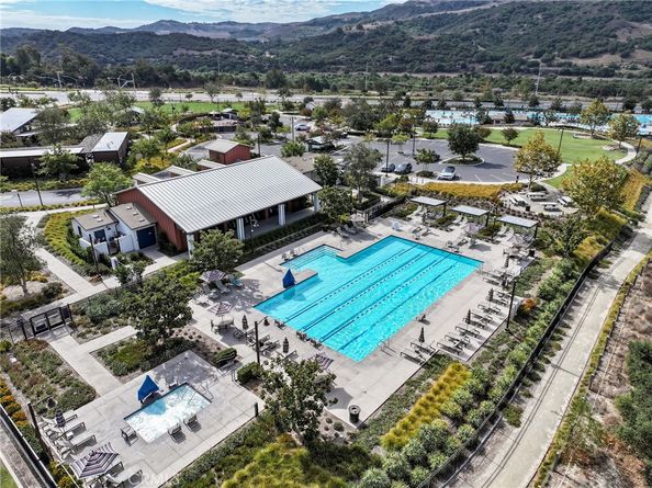 382 Moonflower, Rancho Mission Viejo CA 92694