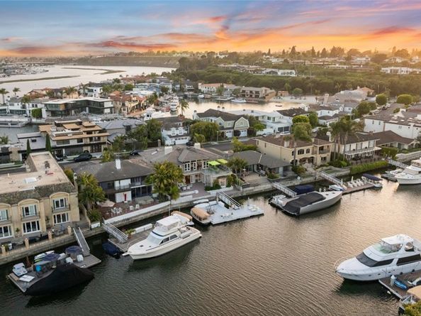 218 Evening Star Lane, Newport Beach CA 92660