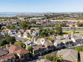 2545 Bungalow Place, Corona Del Mar CA 92625