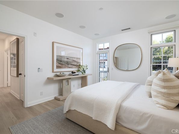 2545 Bungalow Place, Corona Del Mar CA 92625