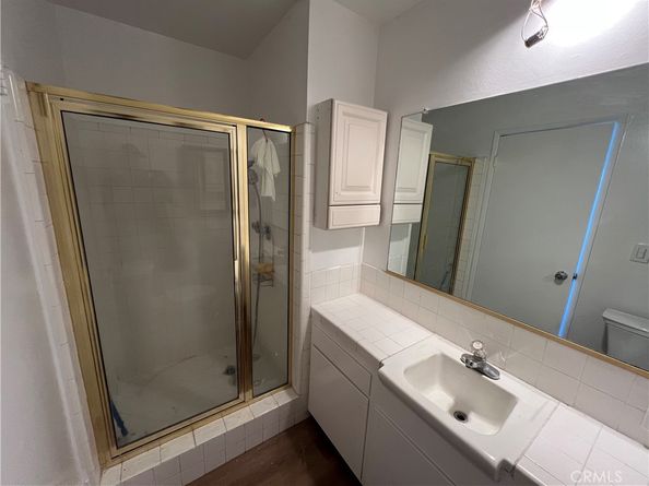 1741 Tustin 10C, Costa Mesa CA 92627