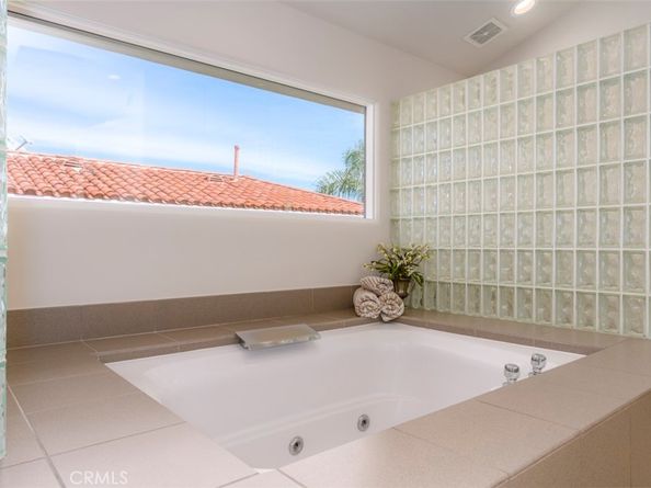 120 Via Trieste, Newport Beach CA 92663