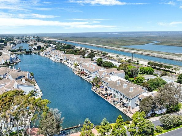 3842 Montego Drive, Huntington Beach CA 92649