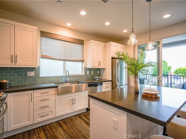 1022 Bridgewater Way, Costa Mesa CA 92627