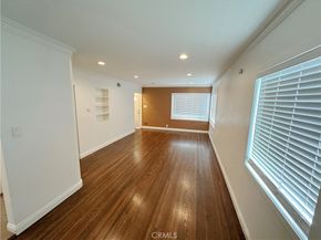 1208 S Cochran Avenue, Los Angeles CA 90019