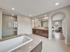 17 Lowland, Irvine CA 92602