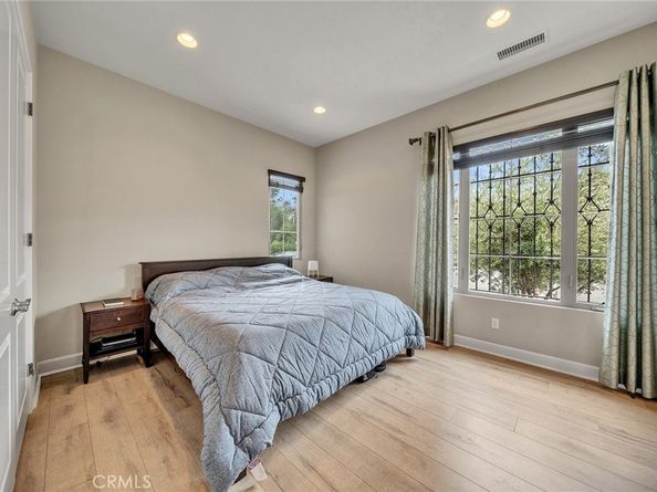 17 Lowland, Irvine CA 92602