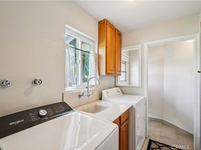 1754 N 2nd Avenue, Upland CA 91784
