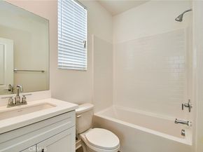 944 N Divino Privado, Ontario CA 91764