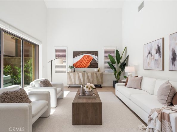 121 Tall Reed, Irvine CA 92618