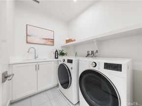 121 Tall Reed, Irvine CA 92618