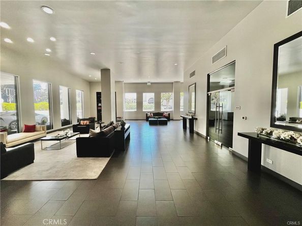 10501 Wilshire, Los Angeles CA 90024