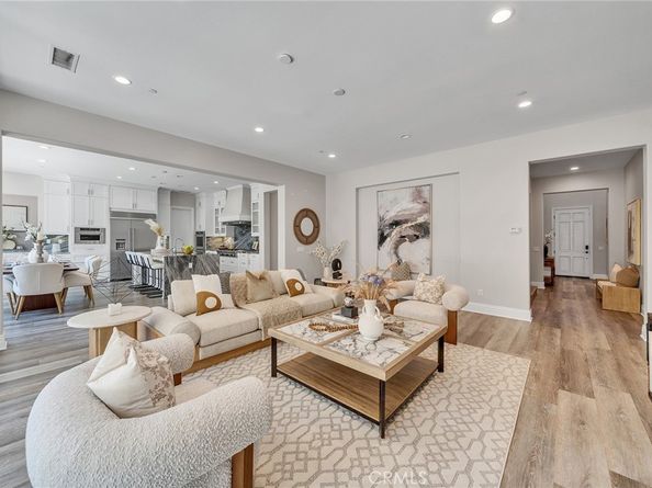 61 Windwalker Way, Tustin CA 92782