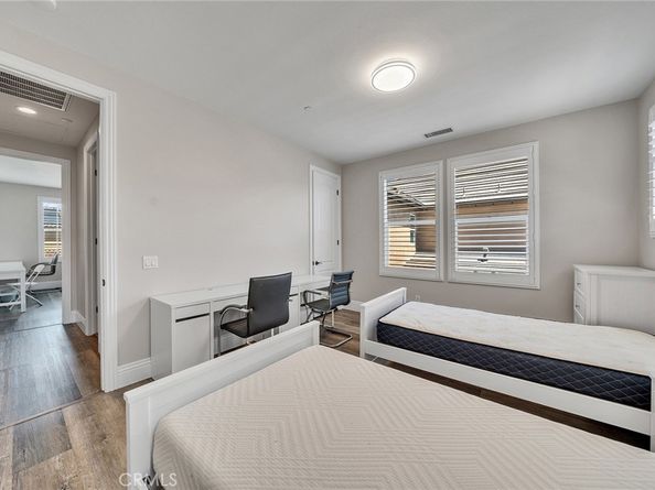 61 Windwalker Way, Tustin CA 92782