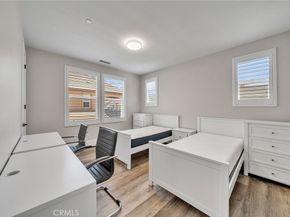 61 Windwalker Way, Tustin CA 92782