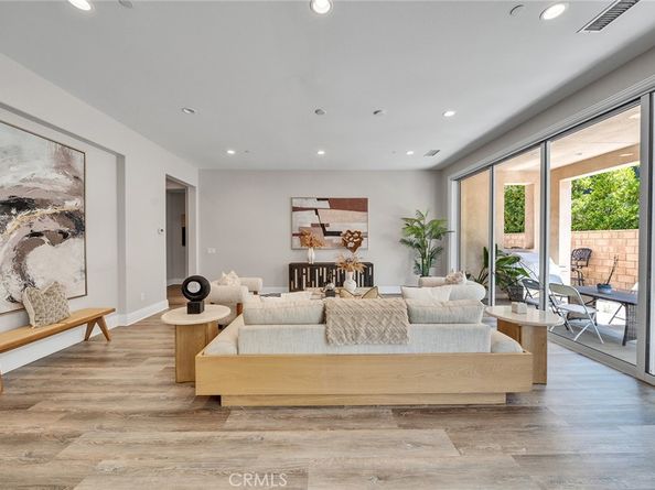 61 Windwalker Way, Tustin CA 92782