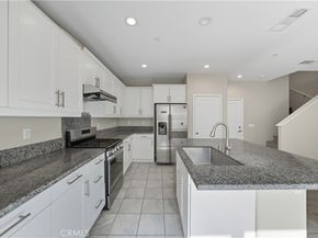 13846 Farmhoue, Chino CA 91710