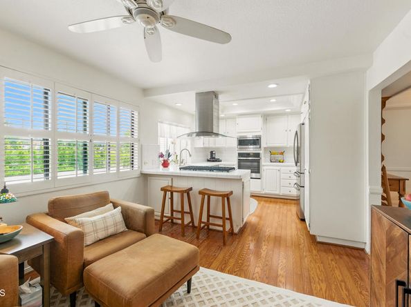 18751 Hatteras Street 13, Tarzana CA 91356
