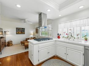 18751 Hatteras Street 13, Tarzana CA 91356