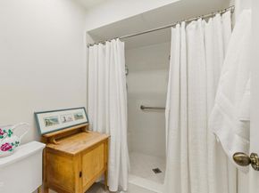 18751 Hatteras Street 13, Tarzana CA 91356