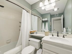 18751 Hatteras Street 13, Tarzana CA 91356