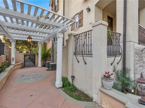 347 Tall Oak, Irvine CA 92603