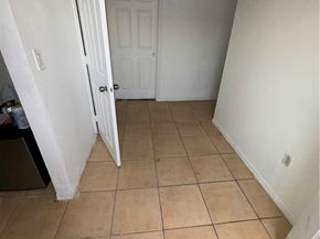 1133 E 76th Place, Los Angeles CA 90001