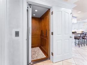 3781 Ragtime Circle, Huntington Beach CA 92649