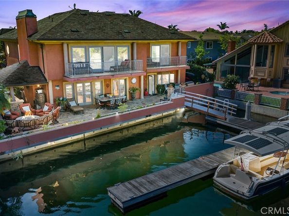 3781 Ragtime Circle, Huntington Beach CA 92649