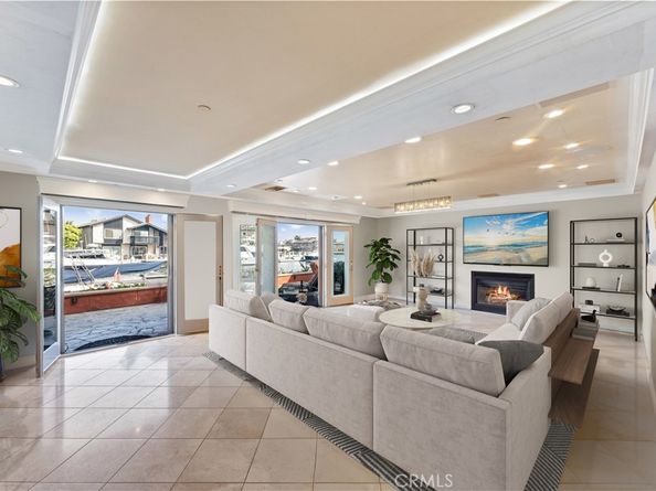 3781 Ragtime Circle, Huntington Beach CA 92649