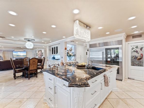 3781 Ragtime Circle, Huntington Beach CA 92649