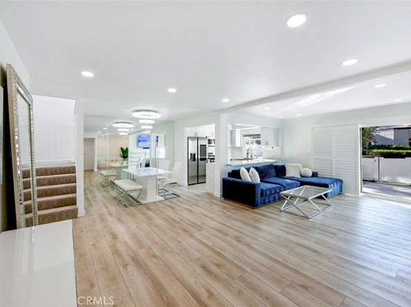 918 Hyde Court, Costa Mesa CA 92626