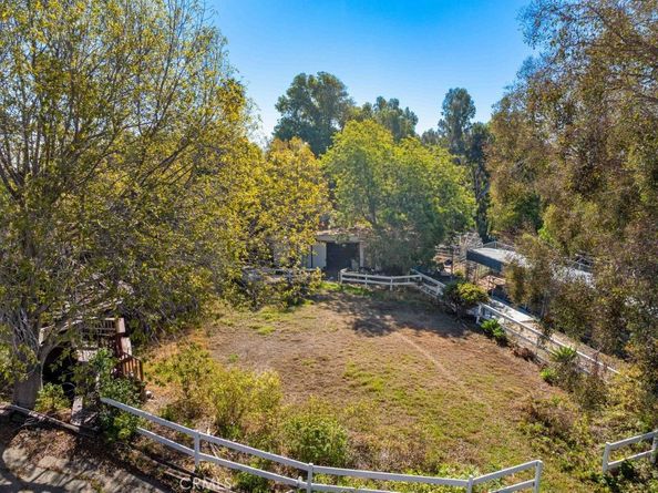 27473 Pacific Coast, Malibu CA 90265