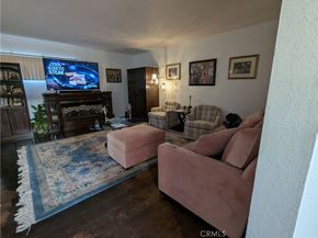 3368 Linden Avenue, Long Beach CA 90807