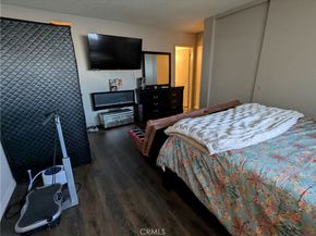 3368 Linden Avenue, Long Beach CA 90807