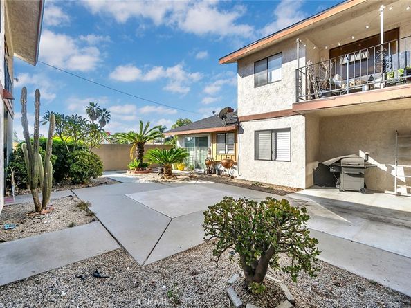 3368 Linden Avenue, Long Beach CA 90807