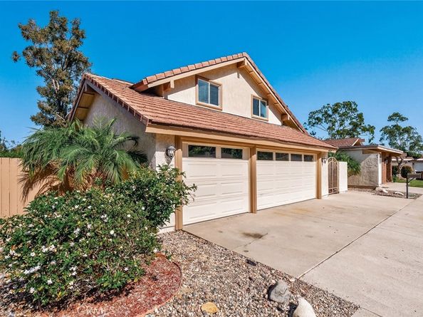 6633 E Paseo Del Norte, Anaheim Hills CA 92807