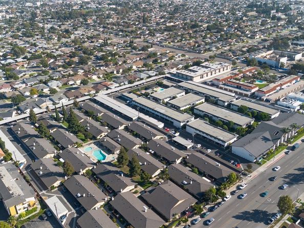 134 S Magnolia Avenue 4C, Anaheim CA 92804